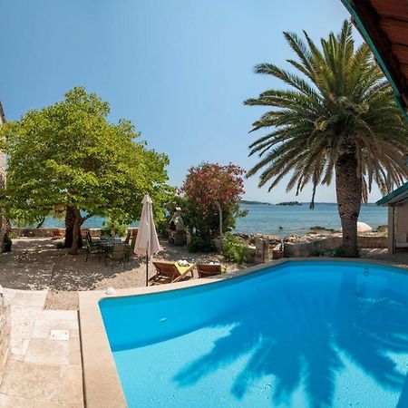 Luxury Beachfront Villa Mare With Private Pool At The Beach Orebic - Peljesac Buitenkant foto