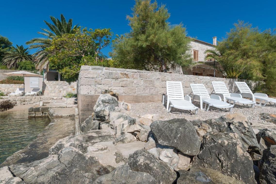 Luxury Beachfront Villa Mare With Private Pool At The Beach Orebic - Peljesac Buitenkant foto